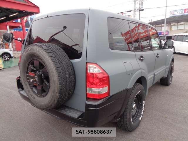Mitsubishi PAJERO 2004-03 6015804-5