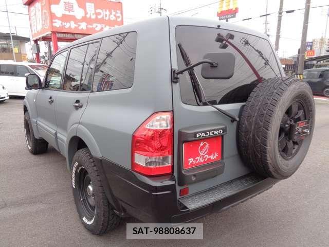 Mitsubishi PAJERO 2004-03 6015804-7