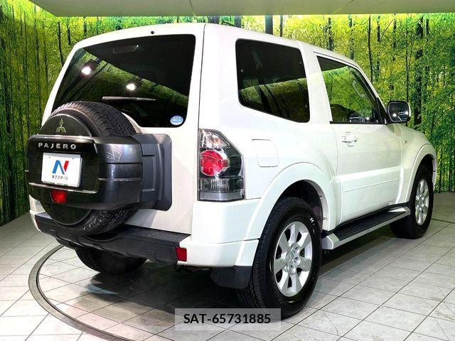 Mitsubishi PAJERO 2016-07 6218271-16