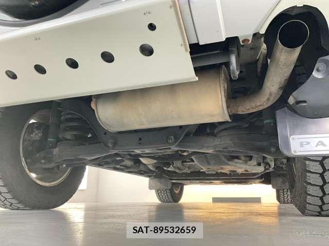 Mitsubishi PAJERO 2016-01 6218273-9