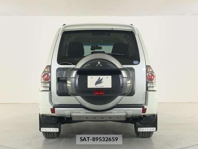 Mitsubishi PAJERO 2016-01 6218273-4