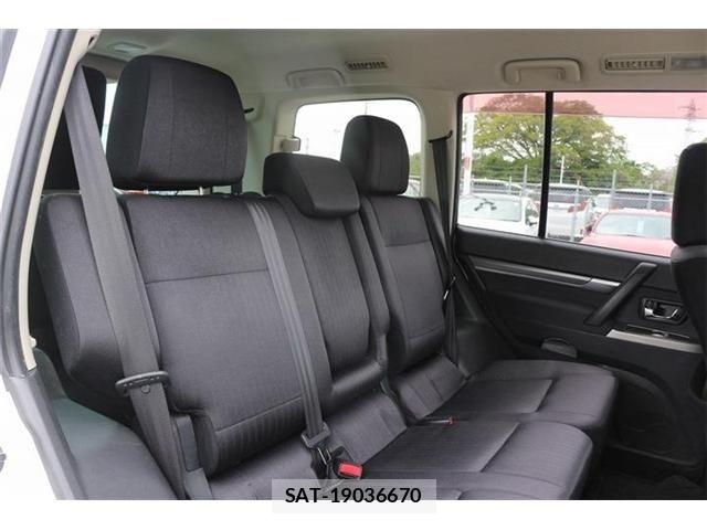 Mitsubishi PAJERO 2015-07 6614042-27