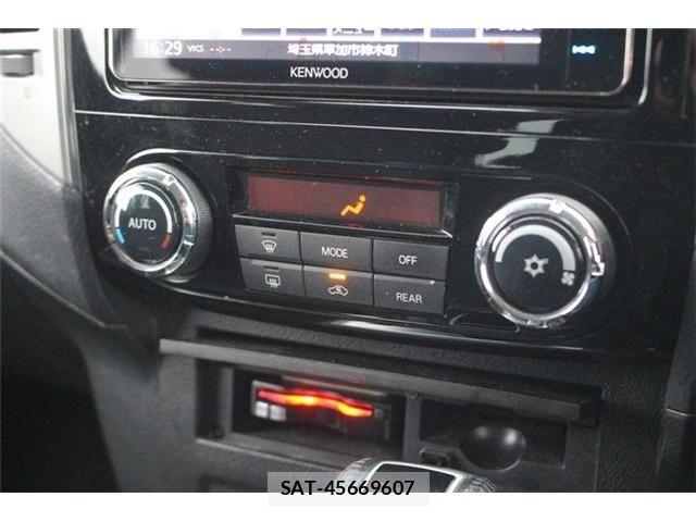 Mitsubishi PAJERO 2017-02 6673091-4