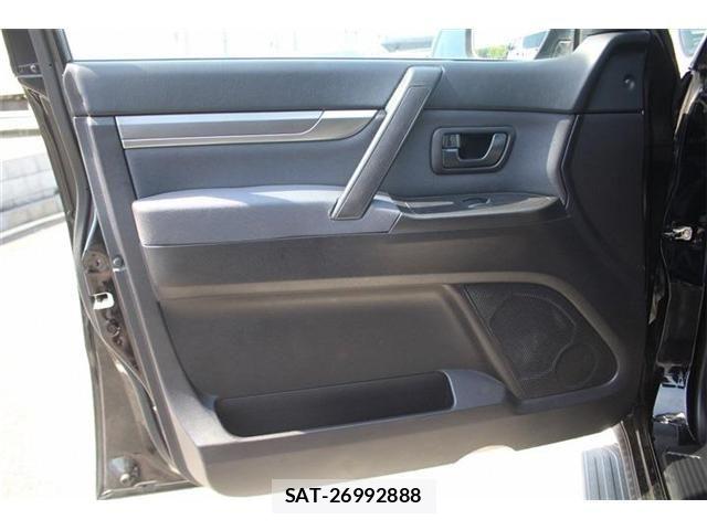 Mitsubishi PAJERO 2010-03 6677452-23