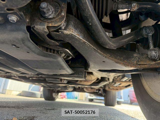 Mitsubishi PAJERO 2010-06 6691179-17
