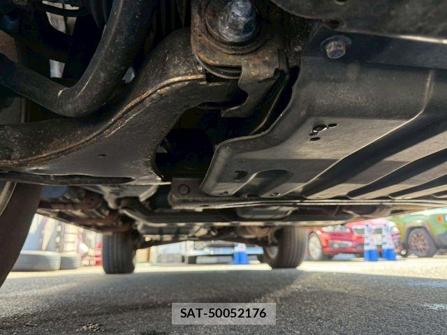 Mitsubishi PAJERO 2010-06 6691179-19