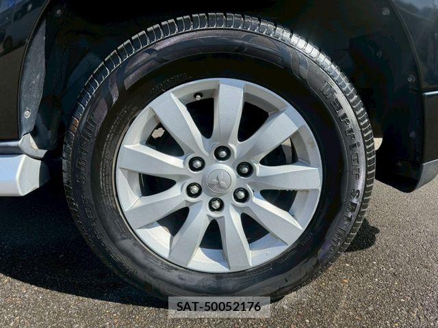 Mitsubishi PAJERO 2010-06 6691179-21