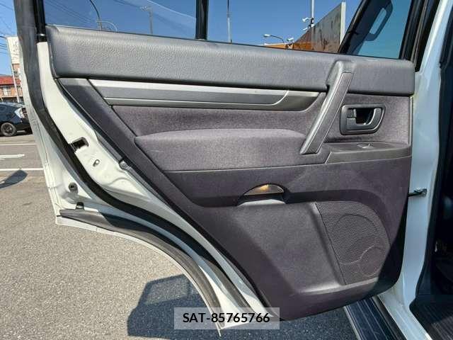 Mitsubishi PAJERO 2011-02 6691178-16