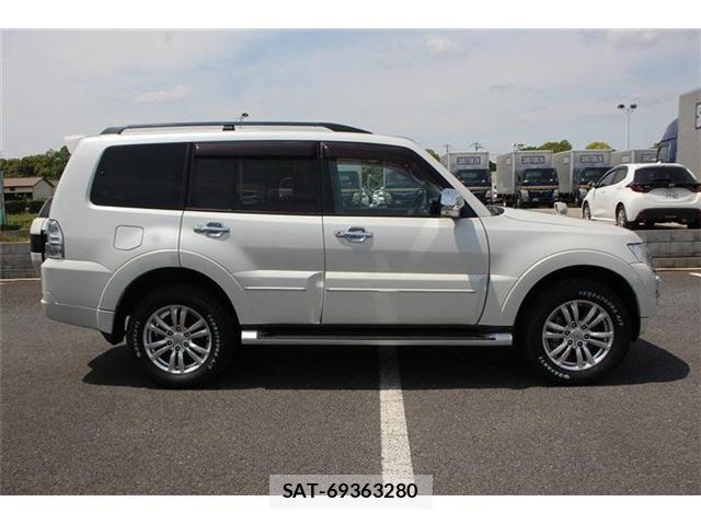 Mitsubishi PAJERO 2018-01 6752818-10