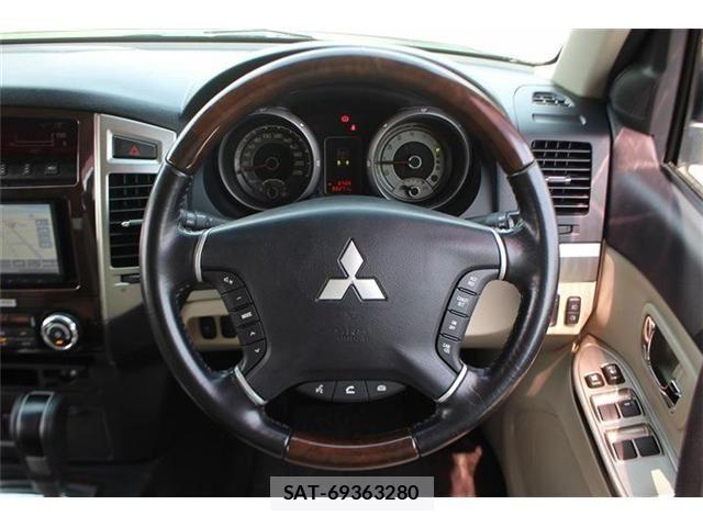 Mitsubishi PAJERO 2018-01 6752818-21
