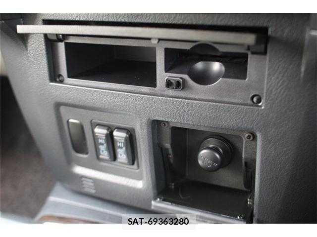 Mitsubishi PAJERO 2018-01 6752818-25