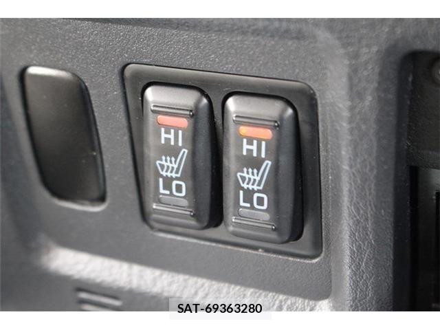 Mitsubishi PAJERO 2018-01 6752818-3