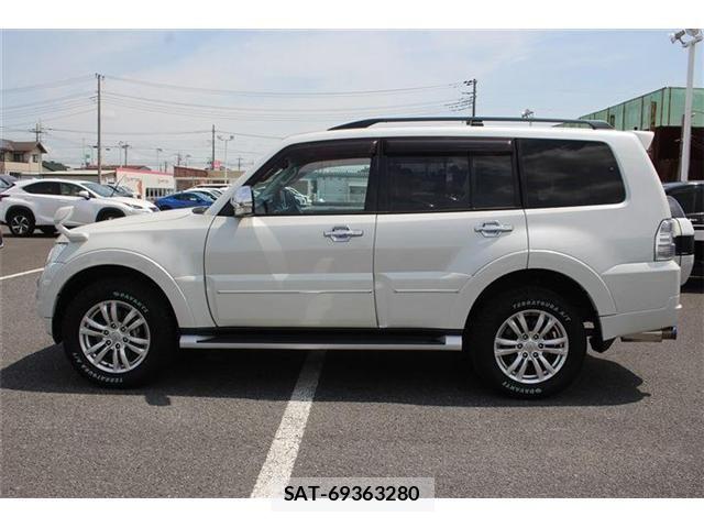 Mitsubishi PAJERO 2018-01 6752818-8