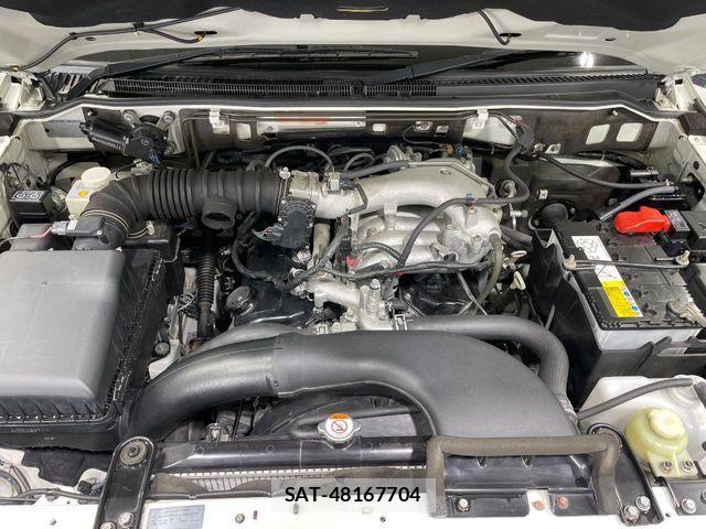 Mitsubishi PAJERO 2017-10 6816493-16