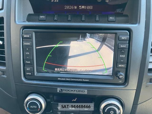 Mitsubishi PAJERO 2009-10 6910999-19