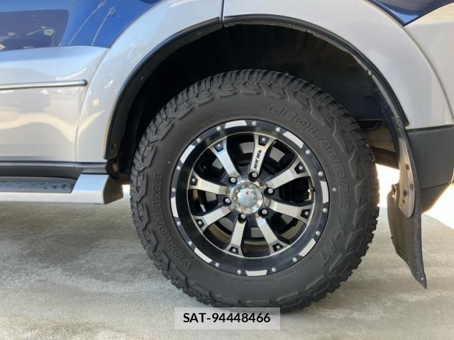 Mitsubishi PAJERO 2009-10 6910999-24