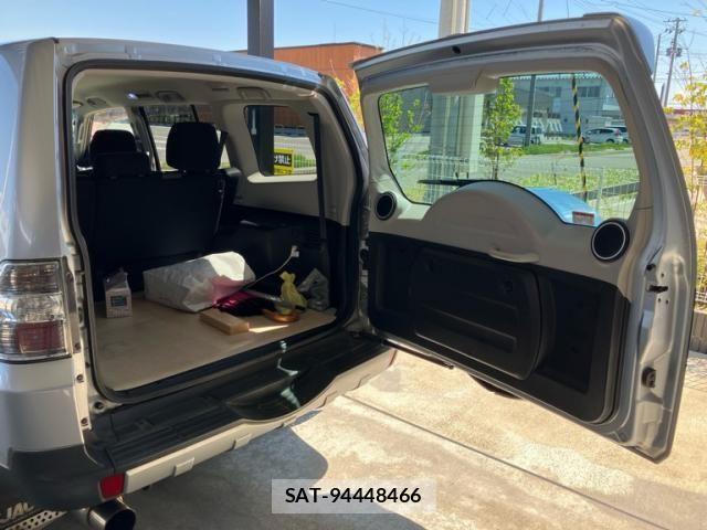 Mitsubishi PAJERO 2009-10 6910999-27