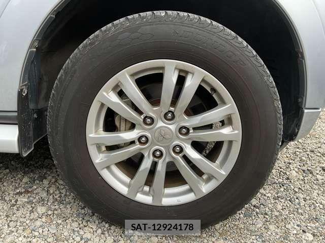Mitsubishi PAJERO 2015-03 6910998-12