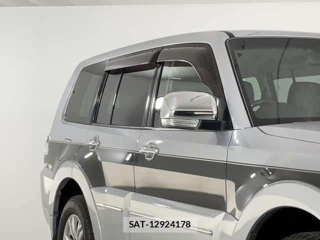 Mitsubishi PAJERO 2015-03 6910998-3