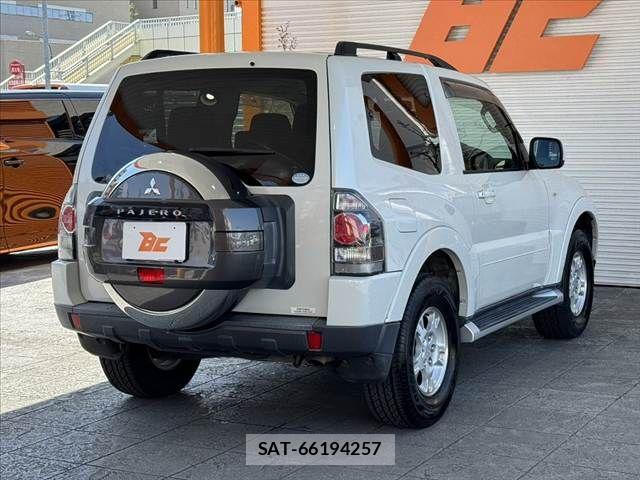 Mitsubishi PAJERO 2008-01 6911000-12