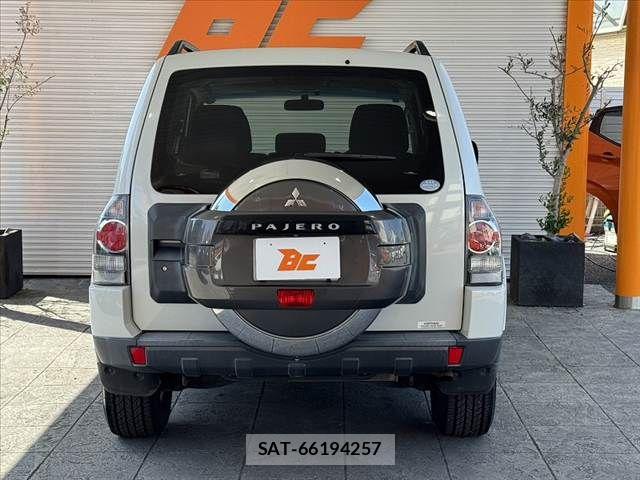 Mitsubishi PAJERO 2008-01 6911000-13