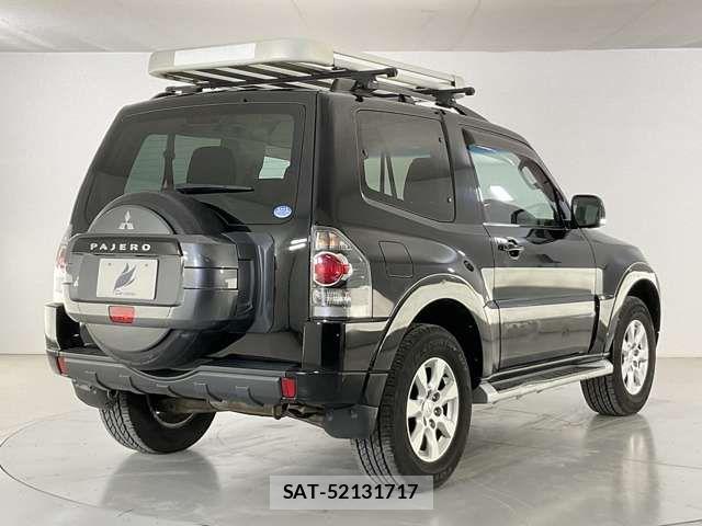 Mitsubishi PAJERO 2017-06 6996997-5