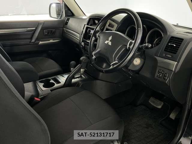 Mitsubishi PAJERO 2017-06 6996997-11
