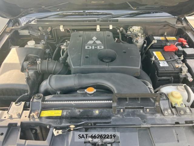 Mitsubishi PAJERO 2011-03 6997004-11