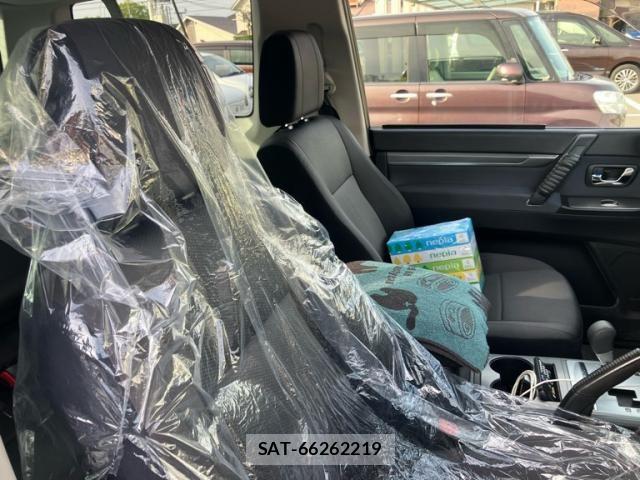 Mitsubishi PAJERO 2011-03 6997004-12