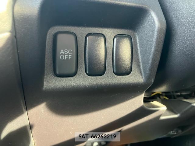 Mitsubishi PAJERO 2011-03 6997004-25