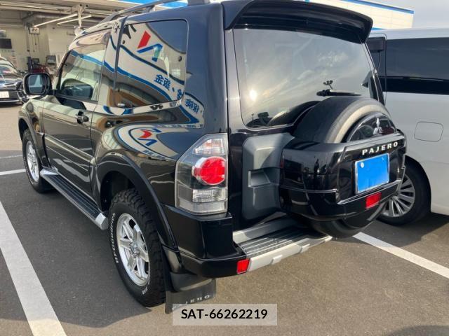 Mitsubishi PAJERO 2011-03 6997004-8
