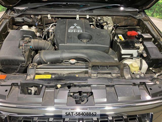 Mitsubishi PAJERO 2015-06 7021214-17