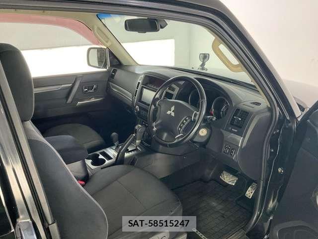 Mitsubishi PAJERO 2015-01 7021213-11
