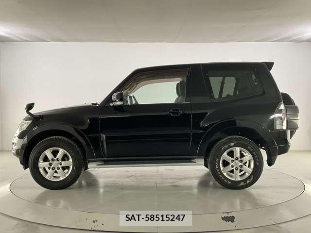 Mitsubishi PAJERO 2015-01 7021213-2
