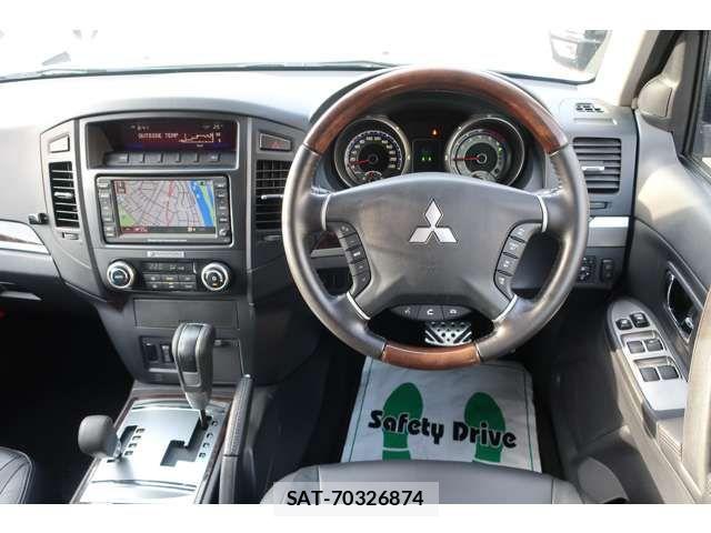 Mitsubishi PAJERO 2011-05 7223384-9