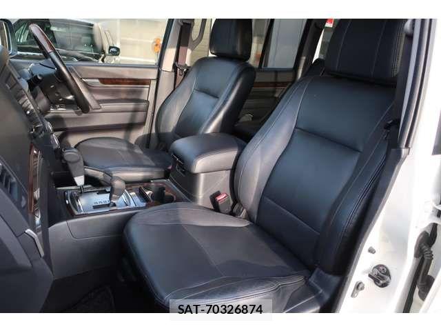 Mitsubishi PAJERO 2011-05 7223384-4