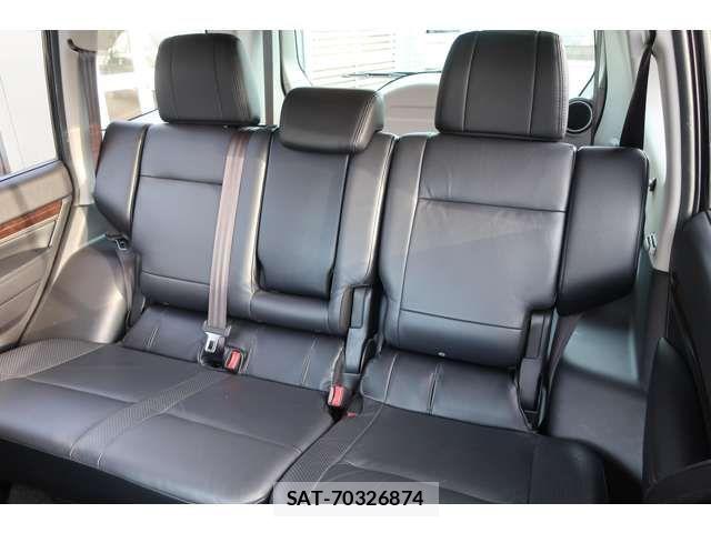 Mitsubishi PAJERO 2011-05 7223384-6