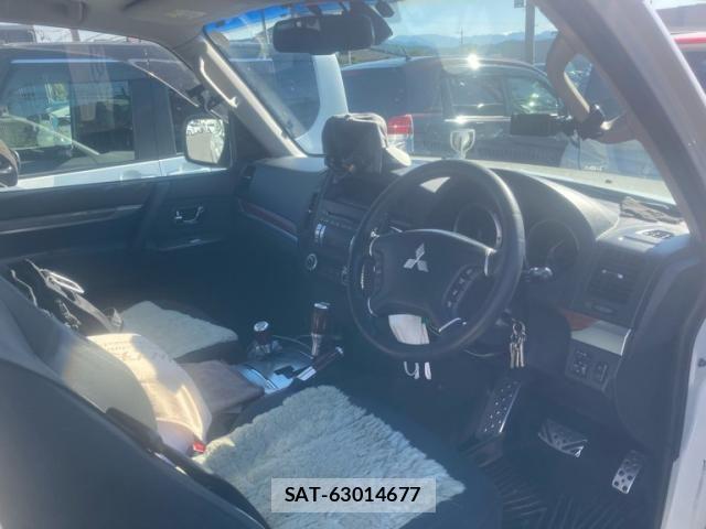 Mitsubishi PAJERO 2009-08 7223383-8