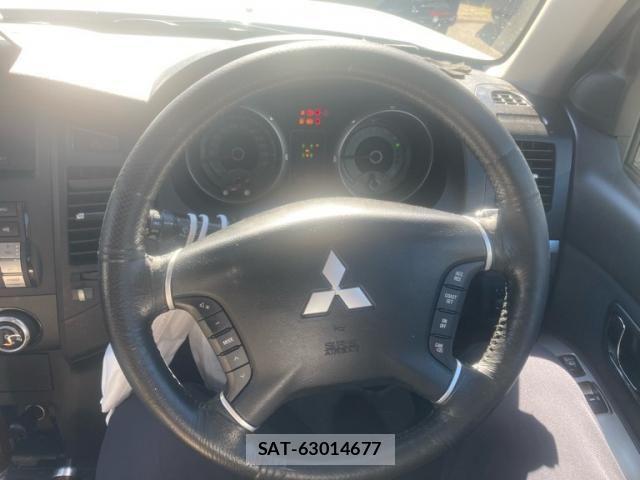 Mitsubishi PAJERO 2009-08 7223383-14