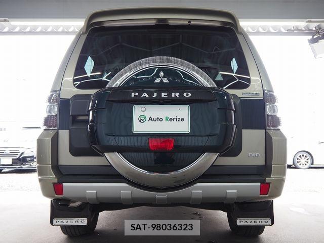 Mitsubishi PAJERO 2012-03 7223387-3