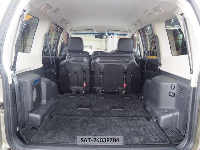 Mitsubishi PAJERO 2014-10 7502163-11