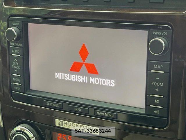 Mitsubishi PAJERO 2015-06 7502162-3