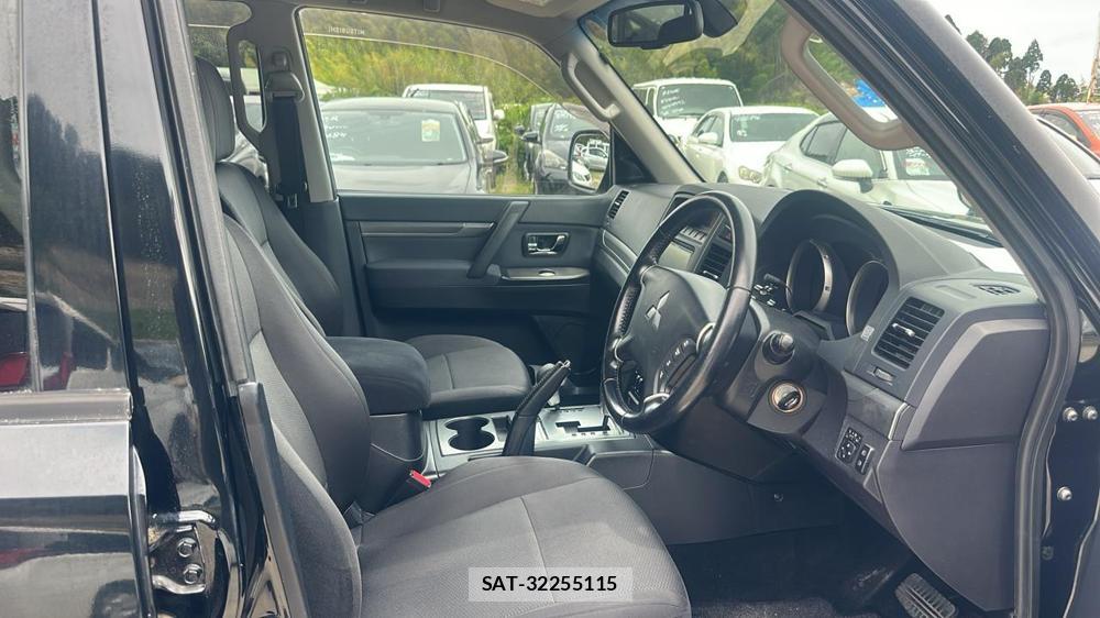 Mitsubishi PAJERO 2011-03 4598987-11