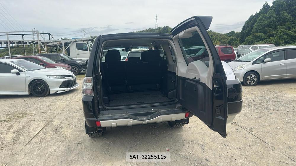 Mitsubishi PAJERO 2011-03 4598987-25