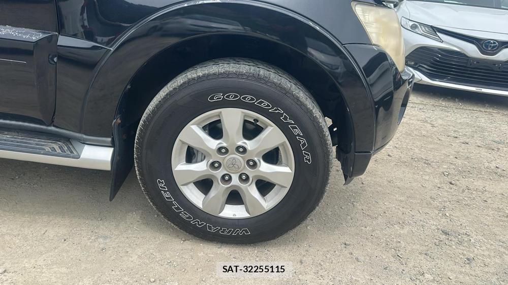 Mitsubishi PAJERO 2011-03 4598987-27