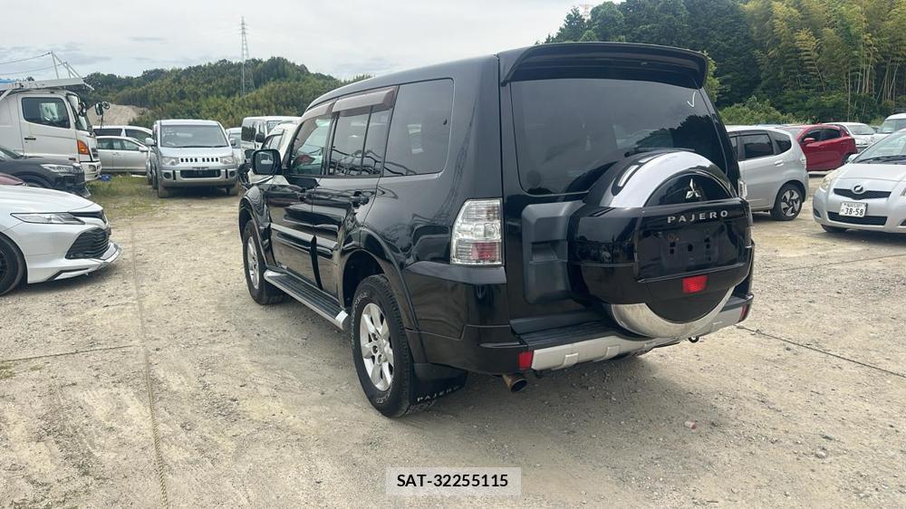 Mitsubishi PAJERO 2011-03 4598987-2
