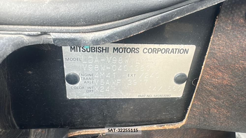 Mitsubishi PAJERO 2011-03 4598987-38