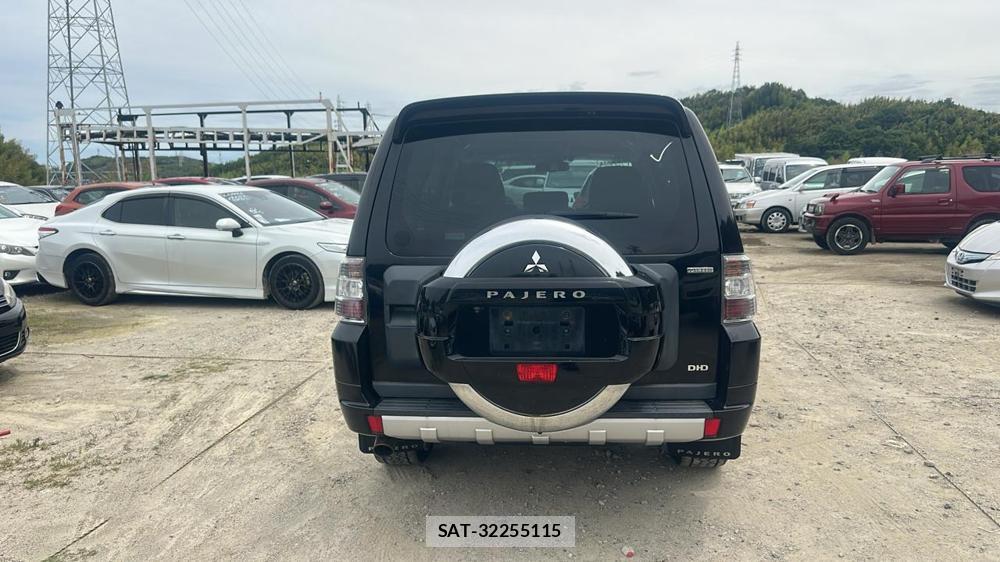 Mitsubishi PAJERO 2011-03 4598987-3