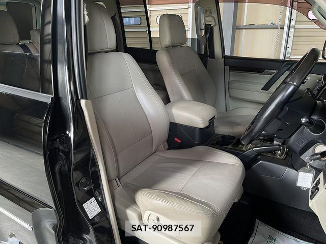 Mitsubishi PAJERO 2014-09 7727041-7