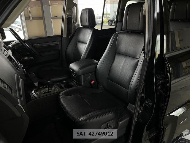 Mitsubishi PAJERO 2012-10 7727040-9